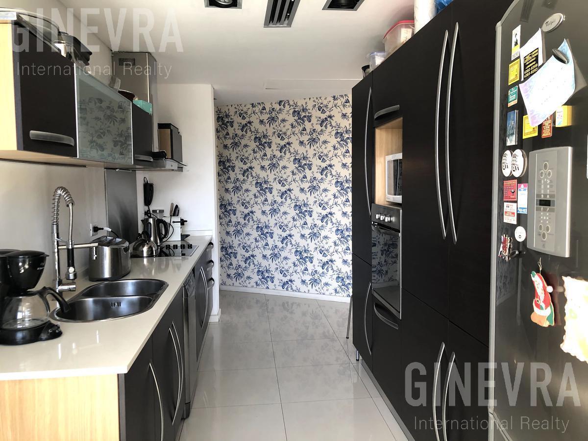 Departamento en Venta Mulieris - 4 Ambientes con 2 Cocheras - Puerto Madero 2