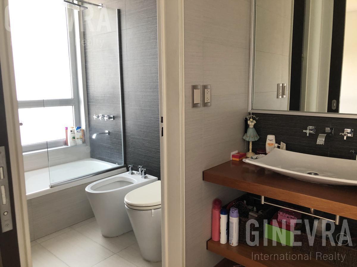 Departamento en Venta Mulieris - 4 Ambientes con 2 Cocheras - Puerto Madero 5