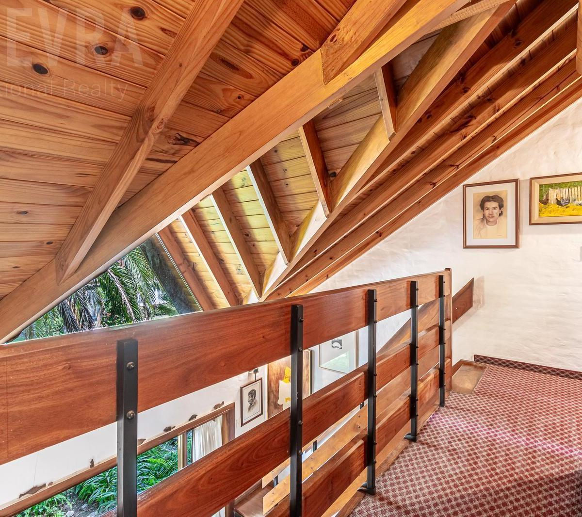 Casa en venta sobre doble lote en Mapuche CC