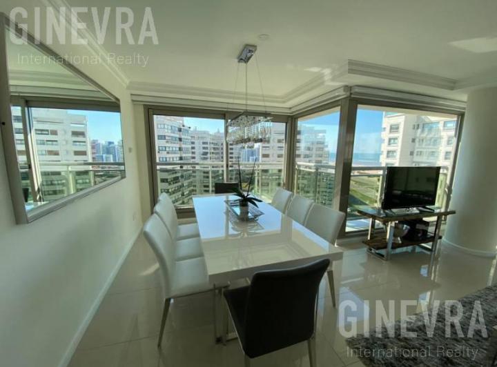 Lujoso Departamento con vista inigualable - Torre Imperiale 4