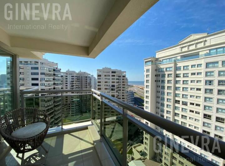 Lujoso Departamento con vista inigualable - Torre Imperiale 3
