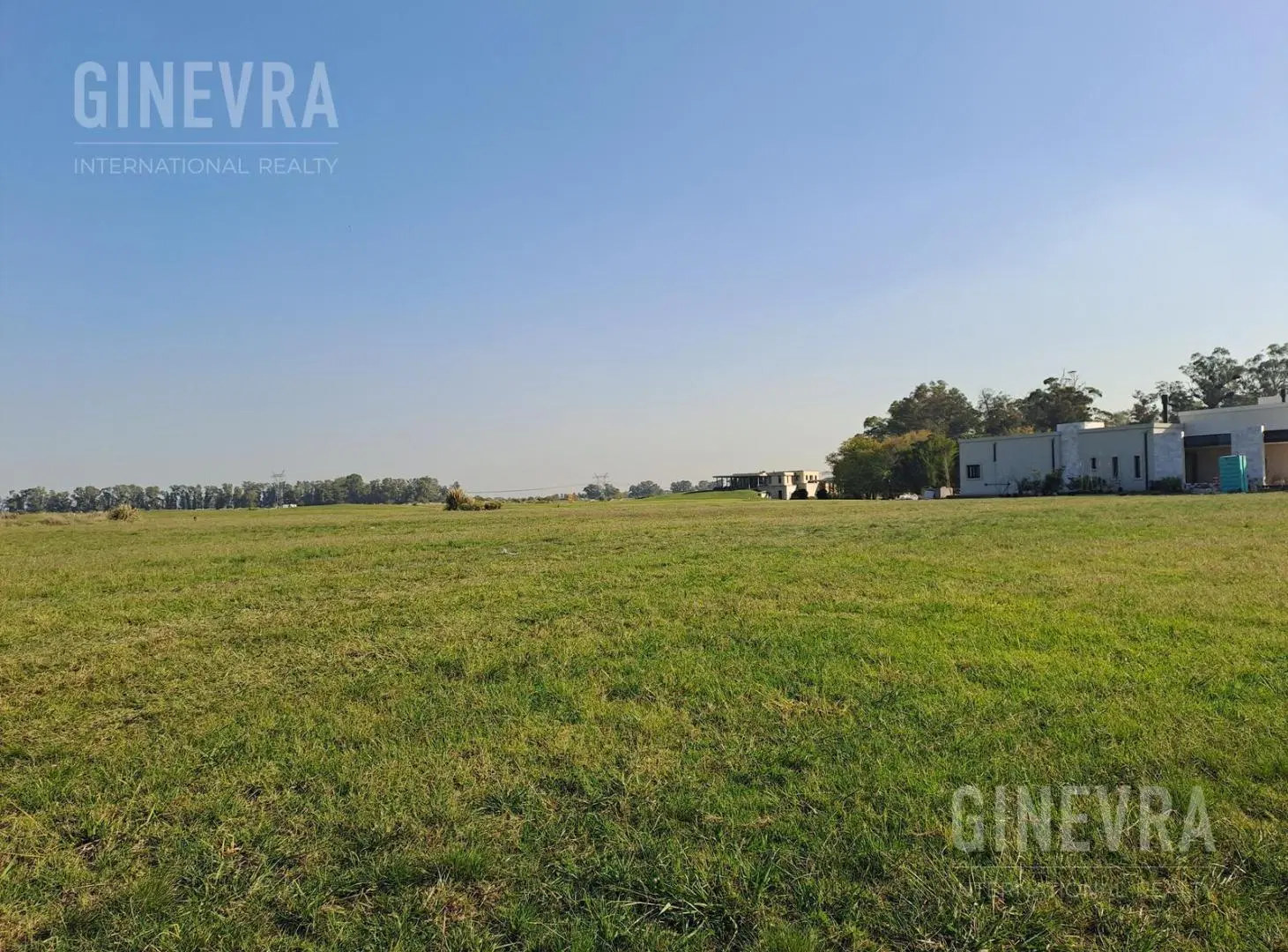 Hermoso Lote frente al golf, en el  barrio Lagunas del Golf, Estancia Villa María 4