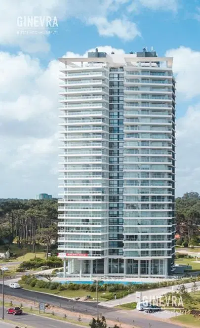 Departamento en Playa Brava 1