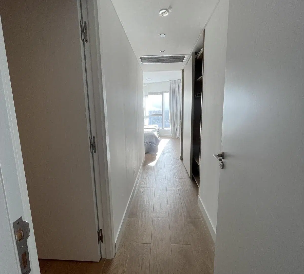 Alquiler Temporal y Venta en Trump Tower piso 17 5