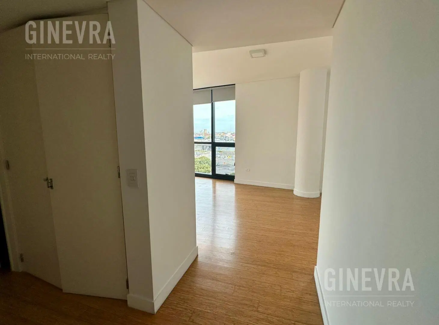 Departamento en Alquiler de 1 dormitorio en Suite con Balcon | Cochera | Art Maria Puerto Madero 5