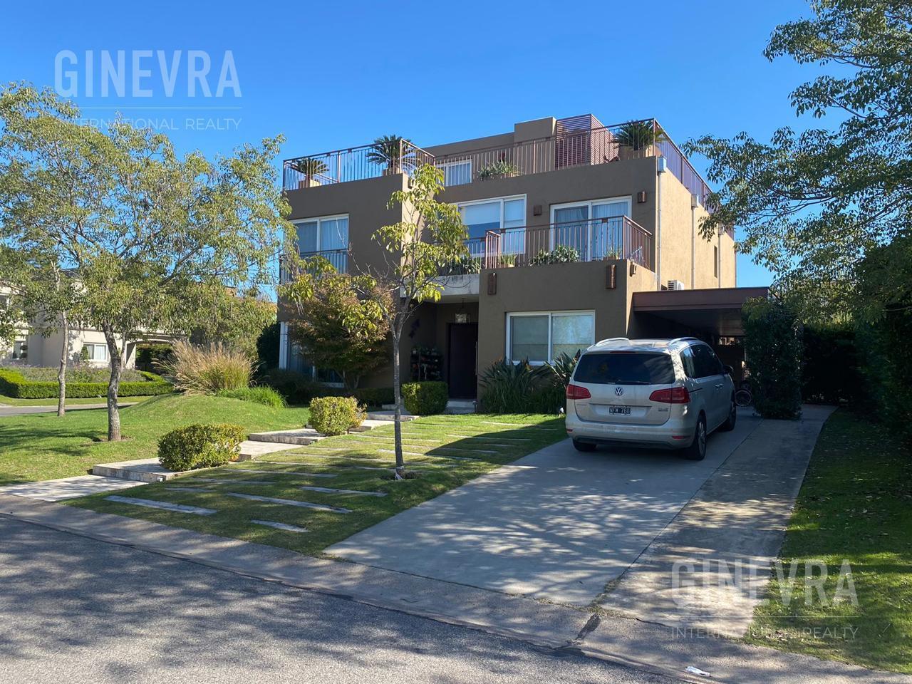 Foto de Importante casa en venta de 3 pisos en lote interno en Nordelta Golf, imagen 3