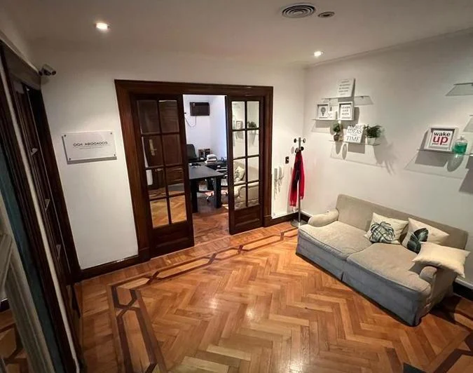 OFICINA EN ALQUILER -ESTUDIO DE ABOGADOS /ARQUITECTURA/CONSULTORIO . 5