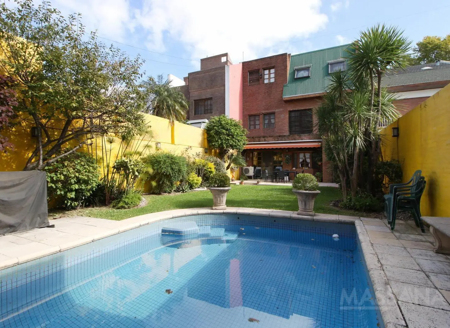 Casa en villa Devoto con Jardin ,Piscina y cochera. 1