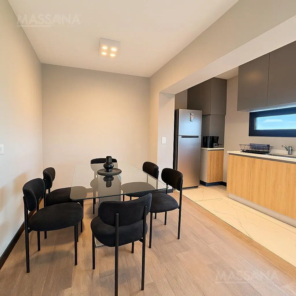 Departamento 3 ambientes con cochera-piso alto -Amoblado y equipado - Diseñado por Arq Carlos Ott 4