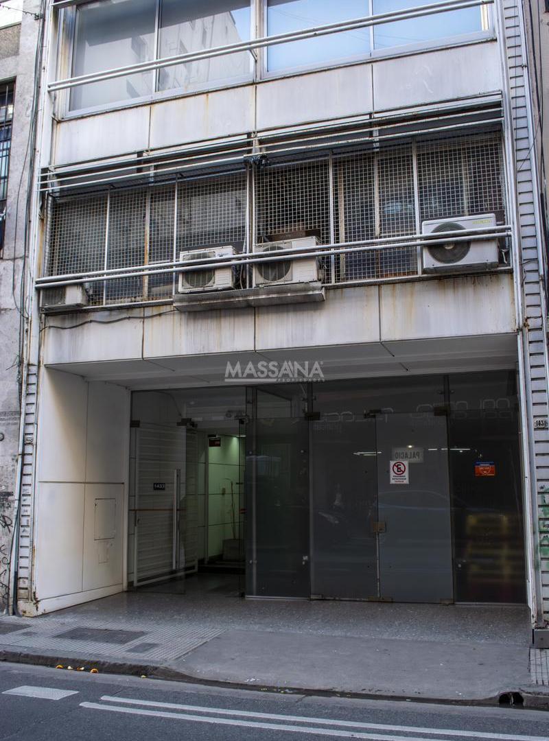Foto de EDIFICIO CORPORATIVO COMPLETO EN VENTA – ALSINA 1433 | MONSERRAT, imagen 1