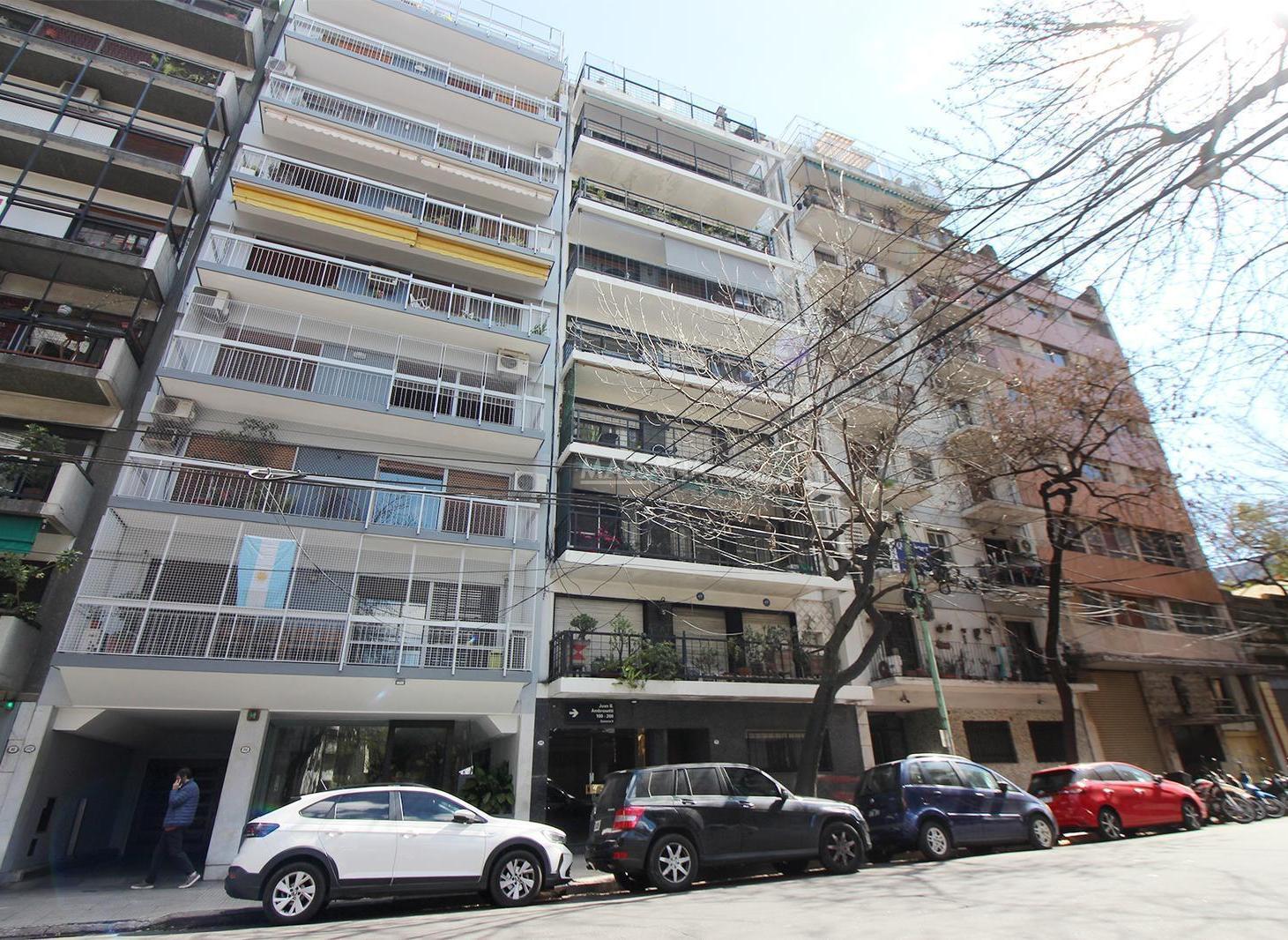 Foto de Venta Semipiso de 4 Ambientes + Dependencia Caballito, imagen 2