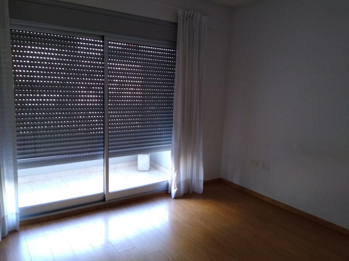 HERMOSO 3 AMBIENTES CON COCHERA!!