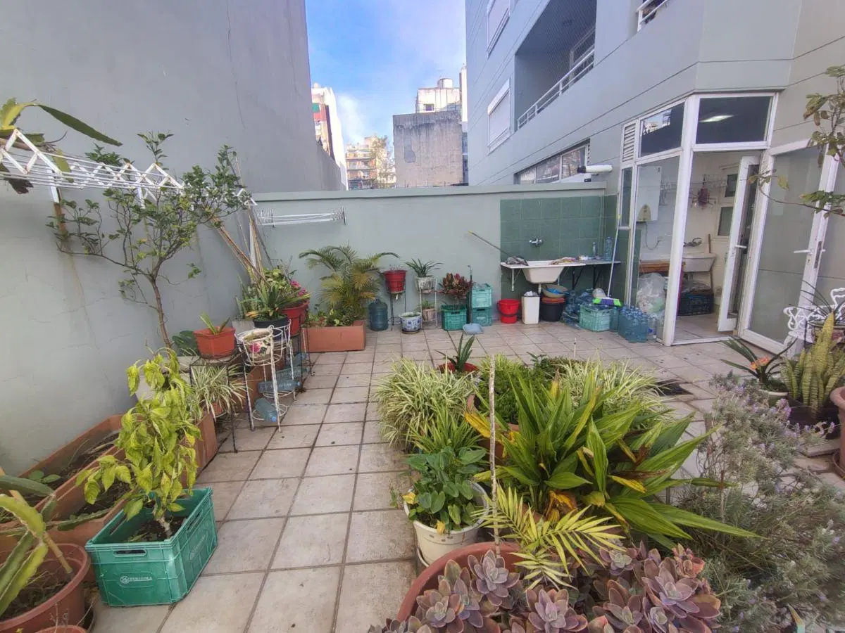 3 AMBIENTES CON GRAN PATIO!! 1