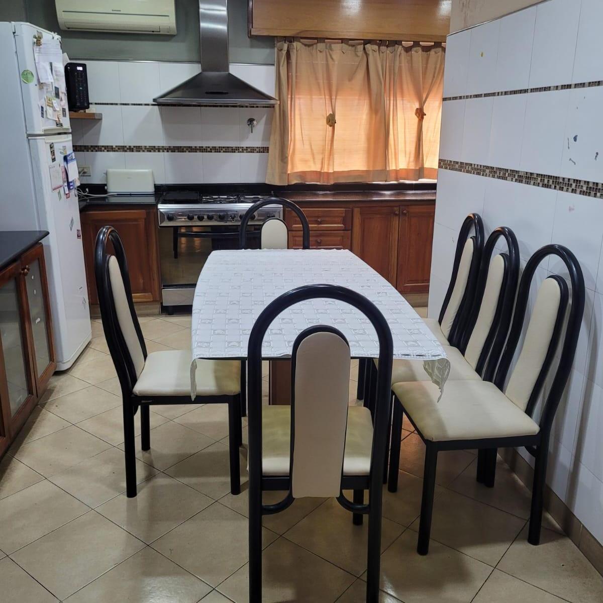 Vivienda en venta en Villa de Mayo.
