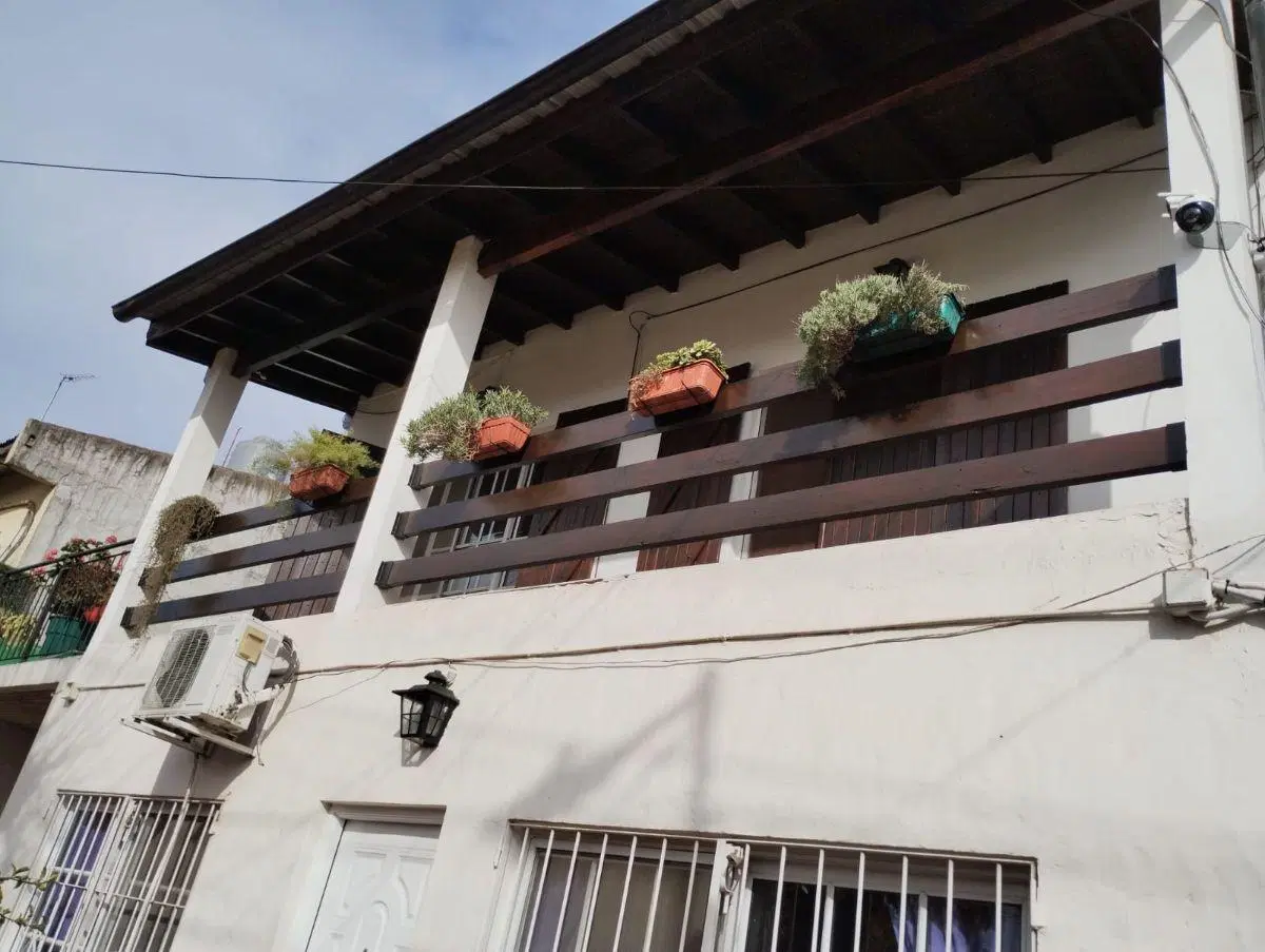 Venta en block casa 3 ambientes + dpto 2 ambientes, IDEAL INVERSOR 1