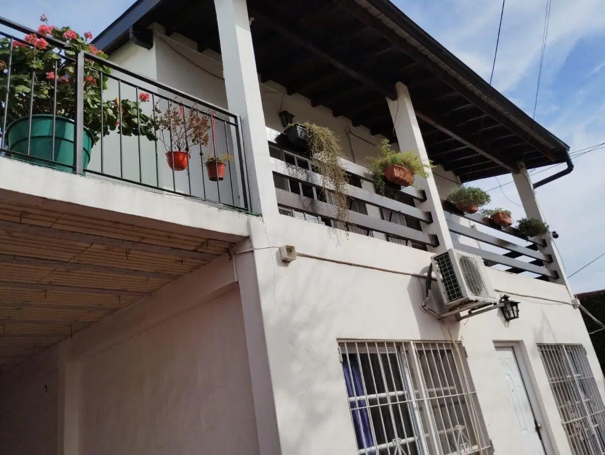Venta en block casa 3 ambientes + dpto 2 ambientes, IDEAL INVERSOR 2
