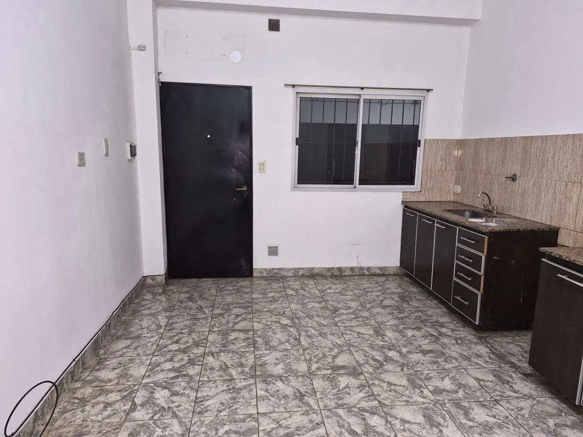 Alquiler, Dpto 2 ambientes c/balcón Centro Los Polvorines 5