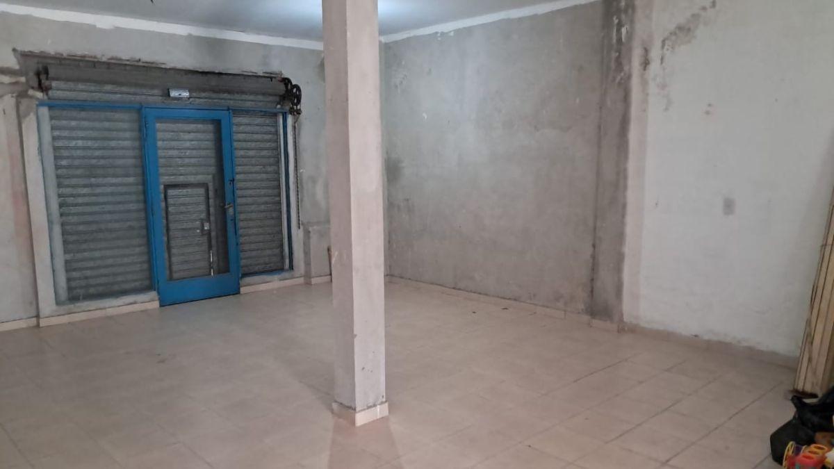 Foto de Amplio local de 60 m2 aprox sobre Rivadavia, Los Polvorines, imagen 3