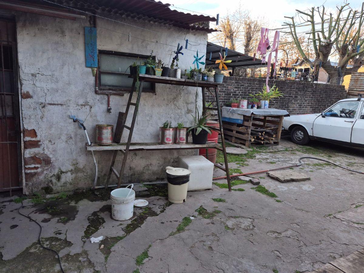 Foto de En Venta Casa dos dormitorios, Los Polvorines, imagen 3