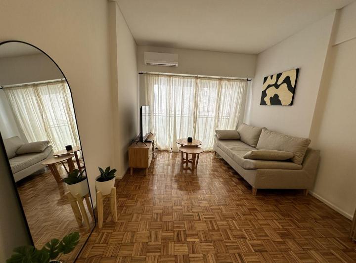 Departamento 2 ambientes. | Av. rivadavia al 3900 2