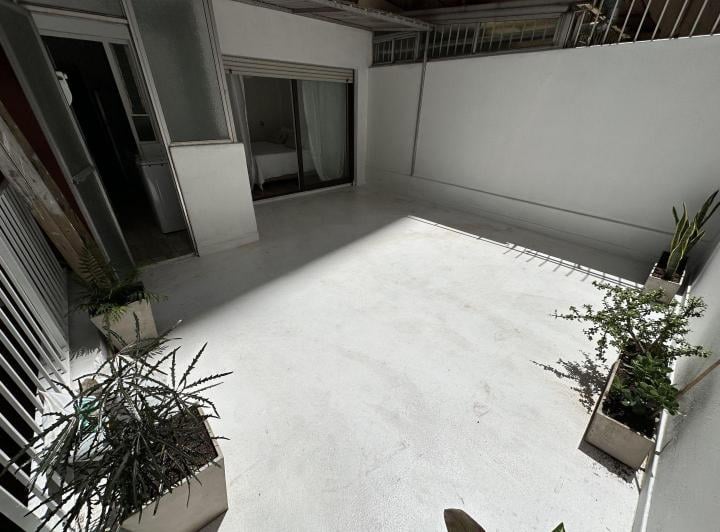 Departamento 2 ambientes. | Av. rivadavia al 3900 4