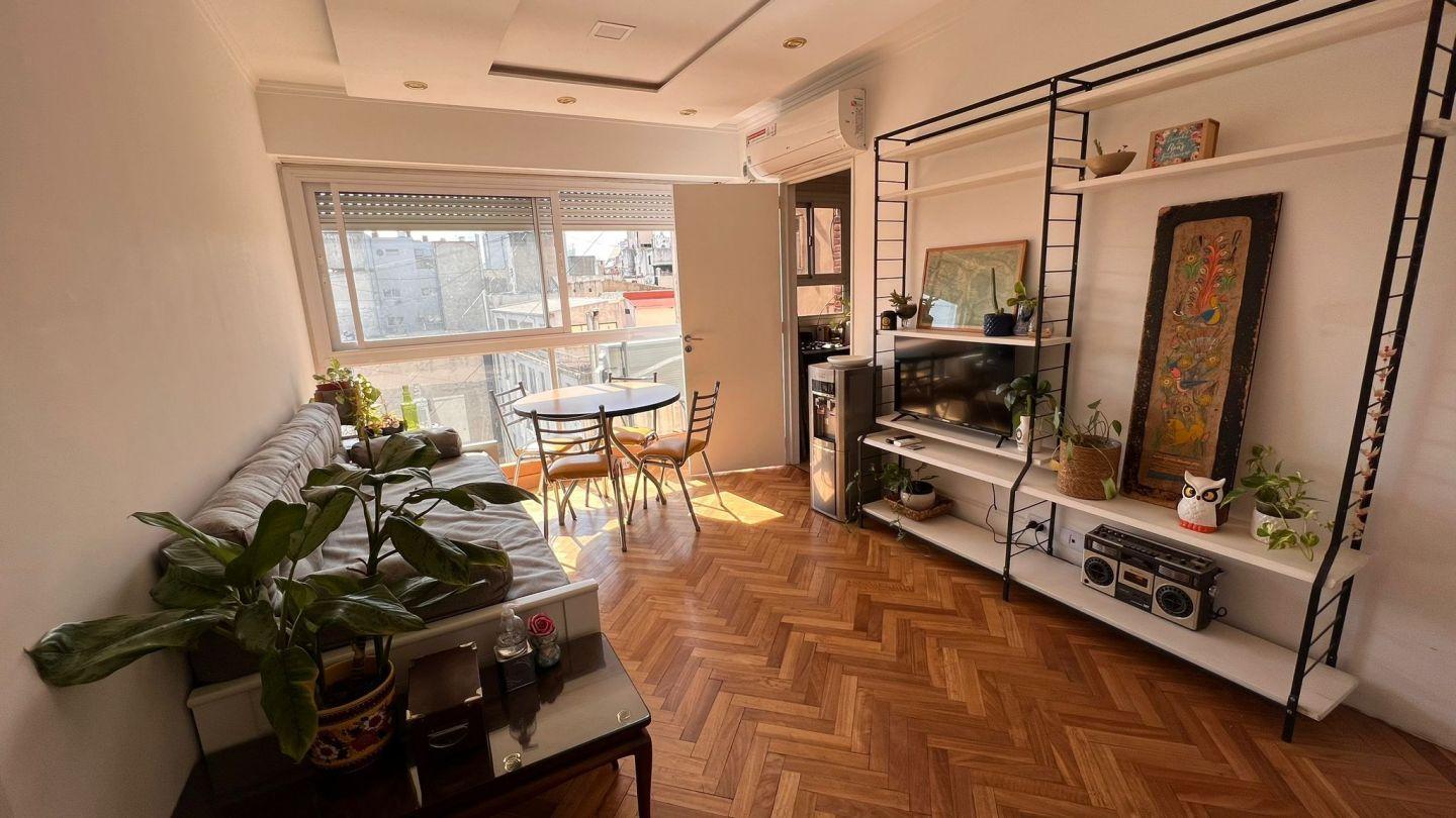 Departamento 3 ambientes. | AV. CALLAO al 400