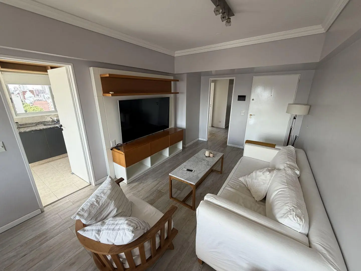 Departamento 3 ambientes. | THOMPSON al 700 5