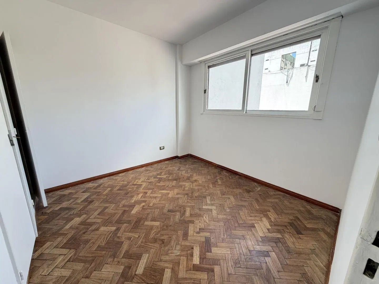 Departamento 2 ambientes. | SOLIS al 200 4