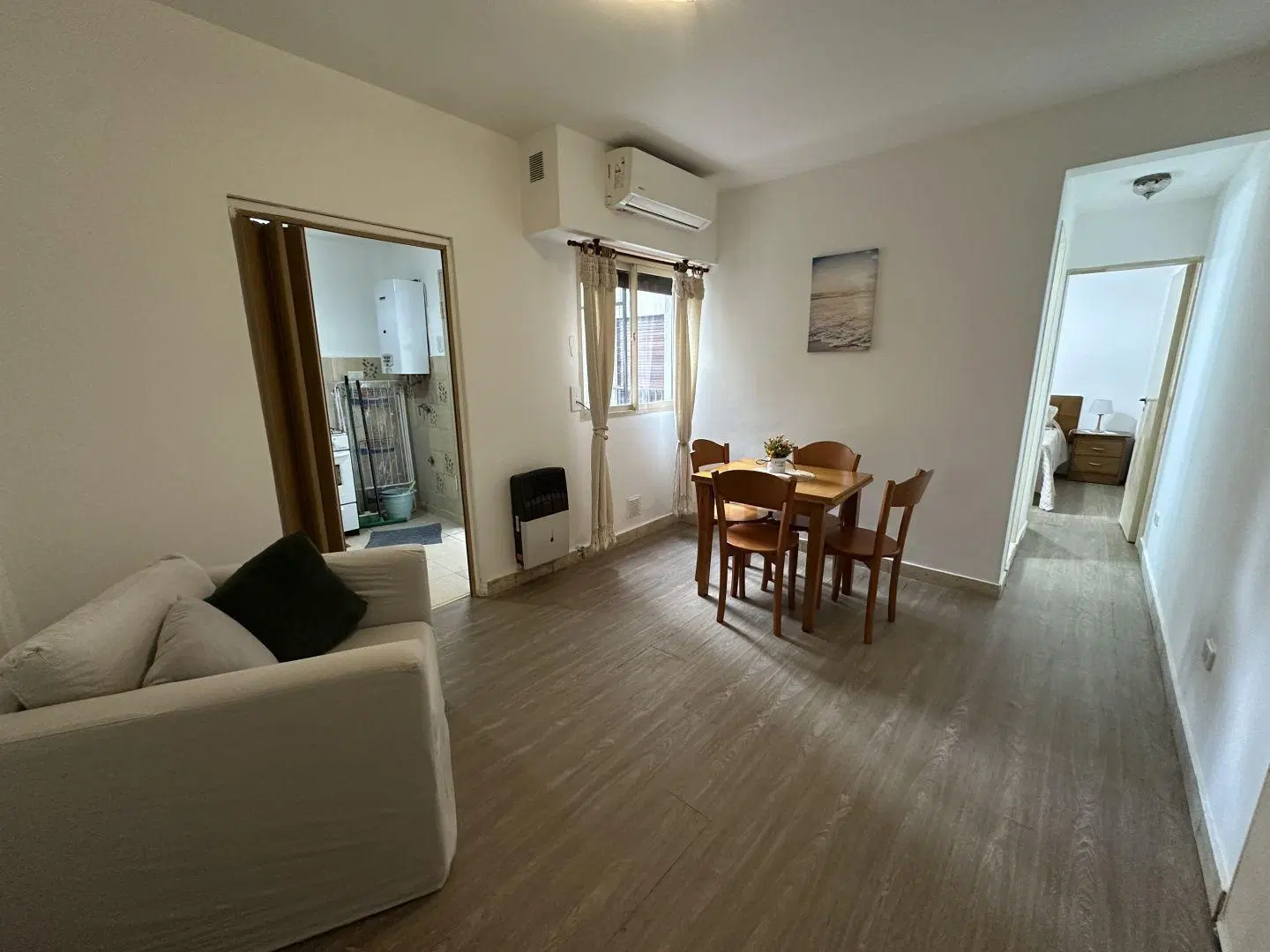 Departamento 2 ambientes. | Suipacha al 600 1