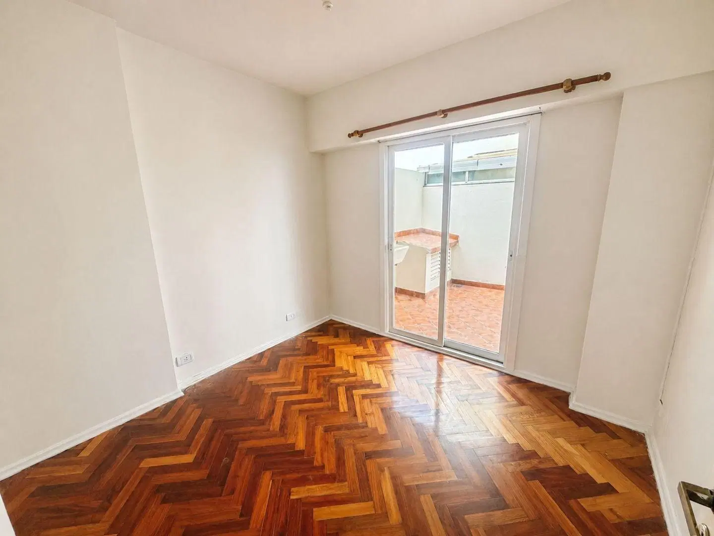 Departamento 2 ambientes. | HEREDIA al 1400 5
