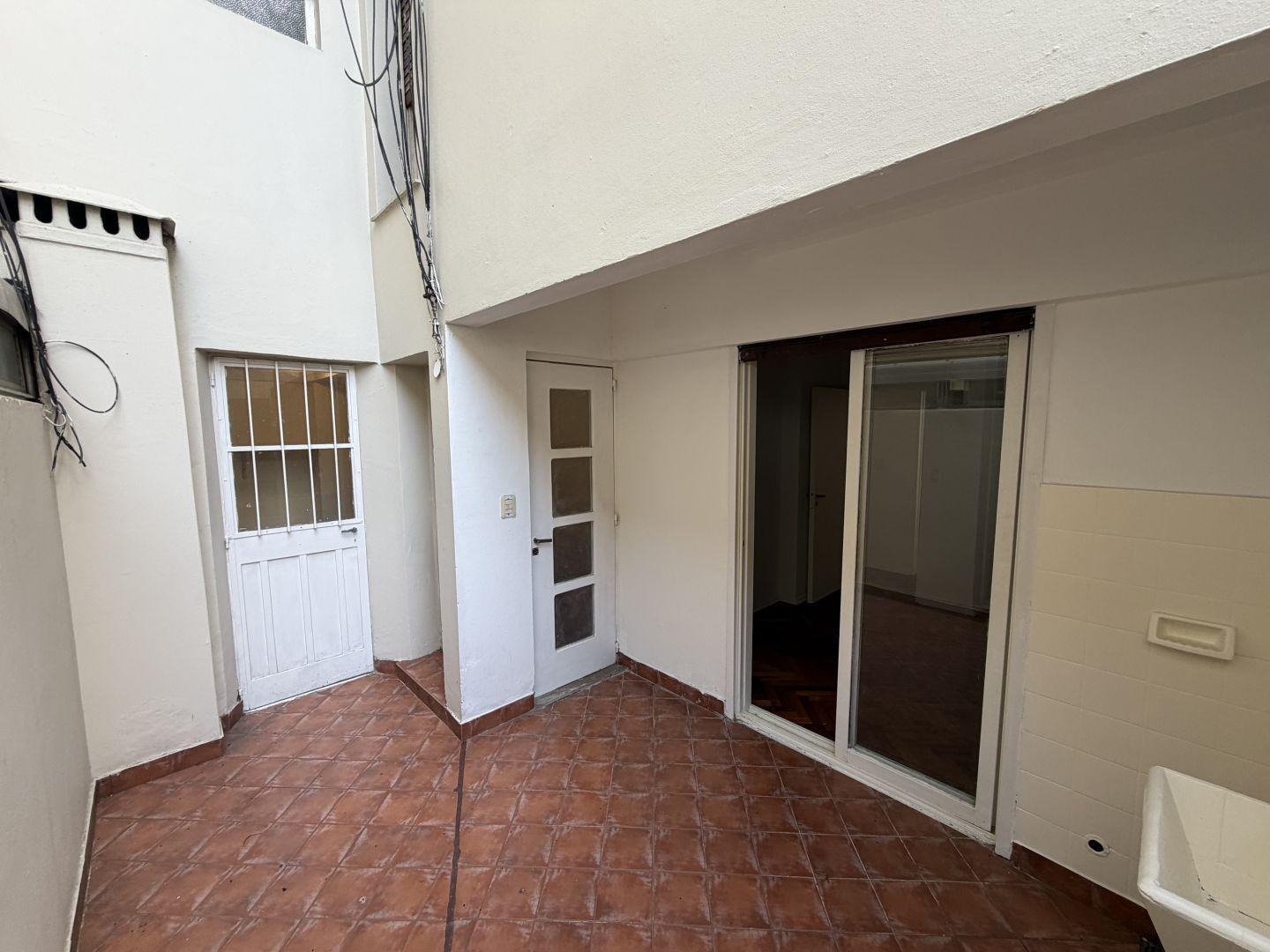 Departamento 2 ambientes. | HEREDIA al 1400