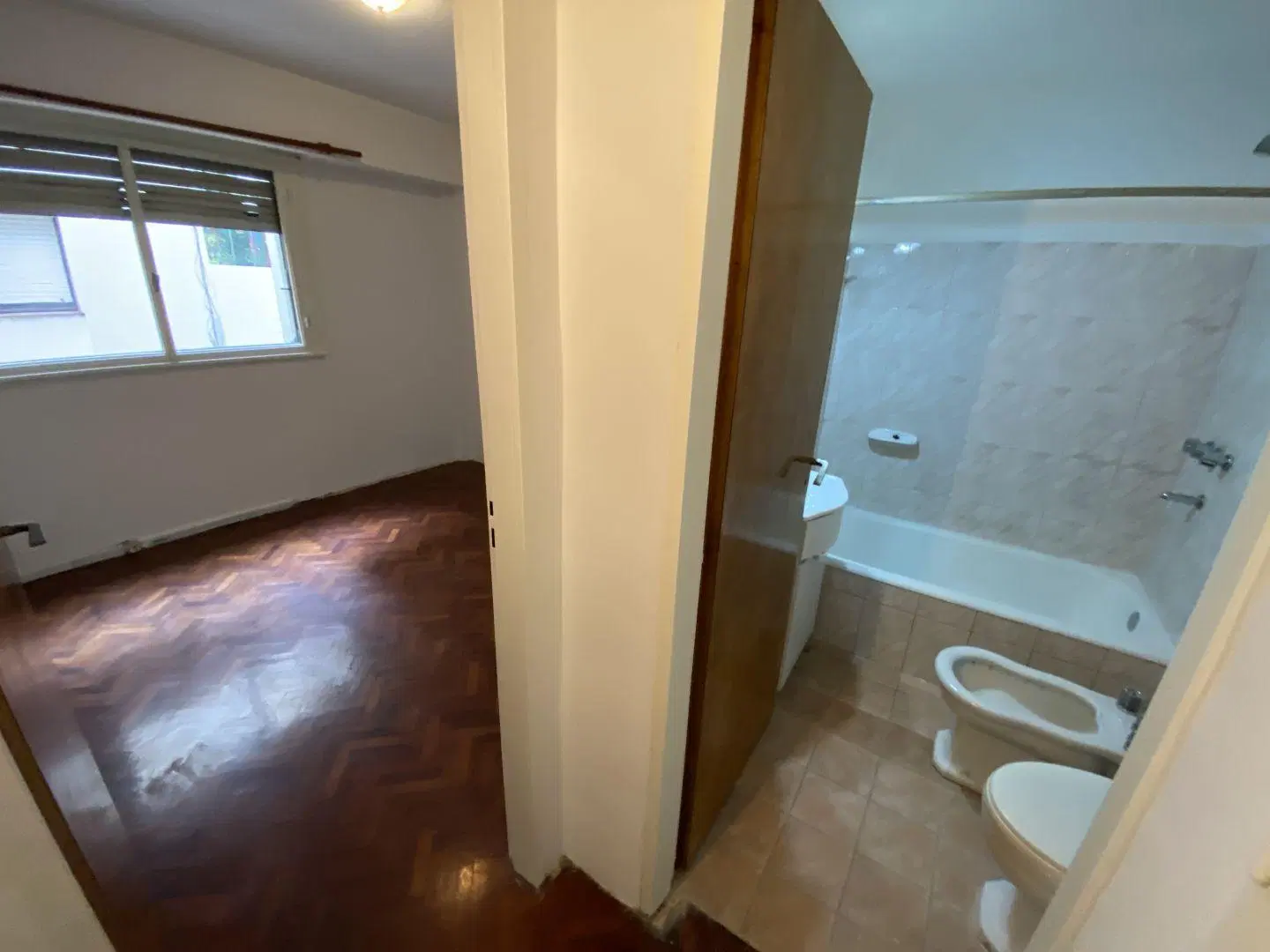 Departamento 2 ambientes. | SENILLOSA al 200 3