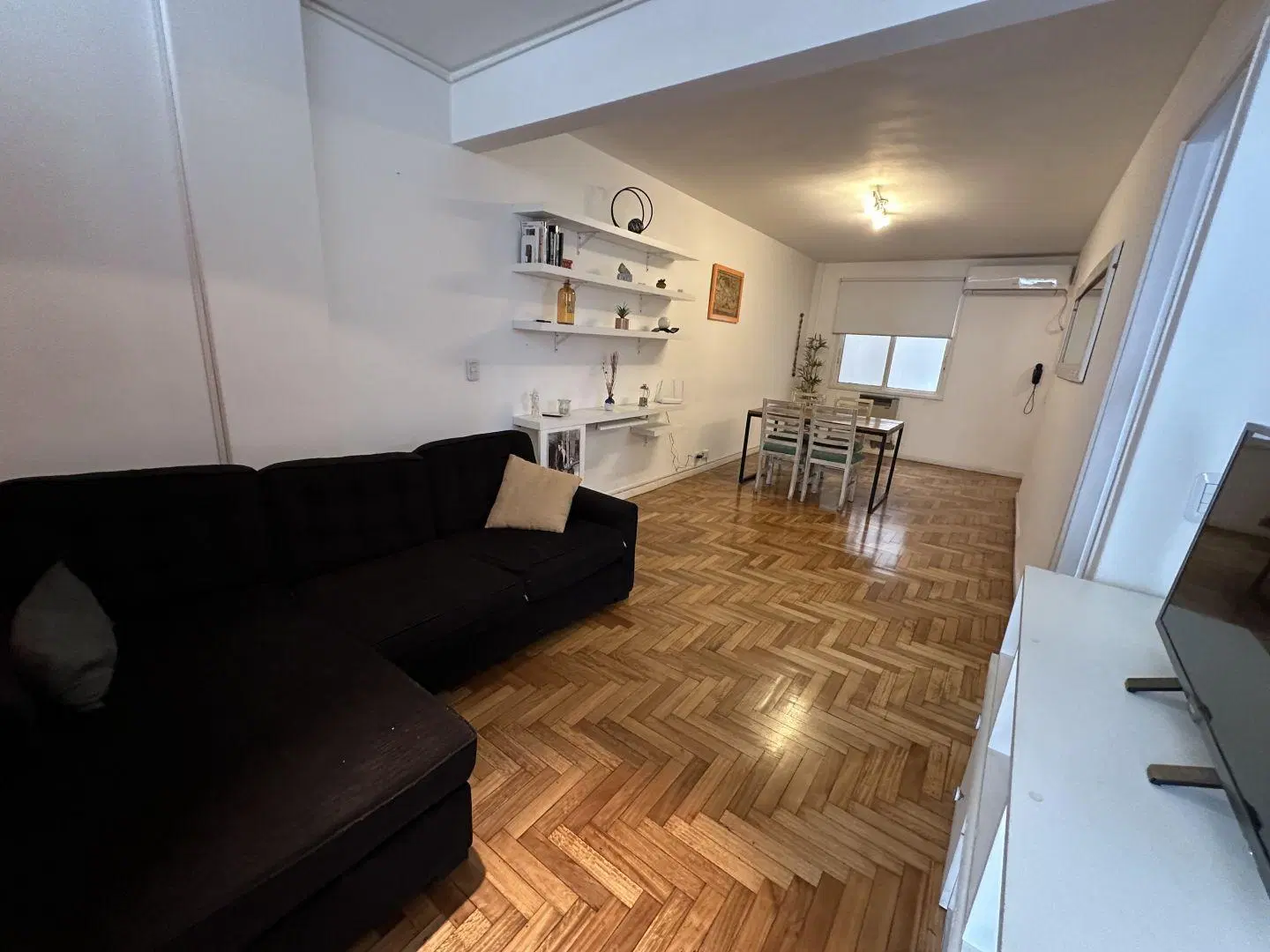 Departamento 2 ambientes. | VIAMONTE al 1800 3