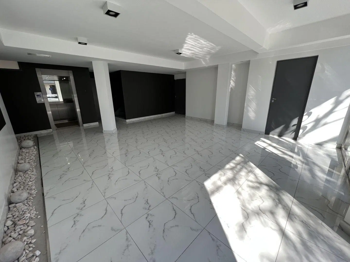 Departamento 2 ambientes. | Felipe Vallese al 2300 8