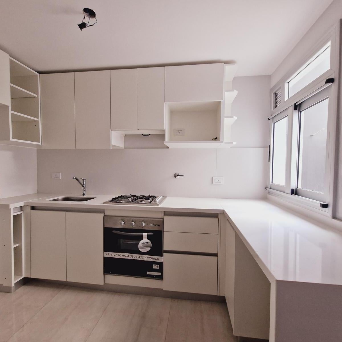 Foto de En venta, 3 ambientes a estrenar con cochera, imagen 4