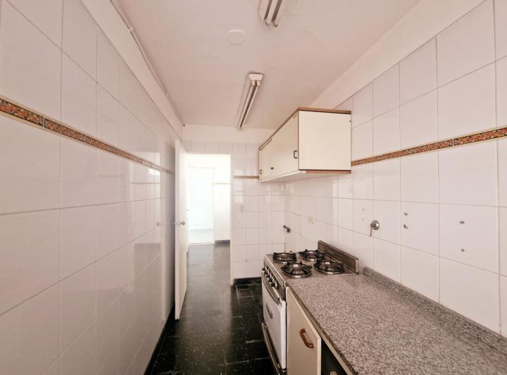 Oportunidad, planta completa para remodelar 5