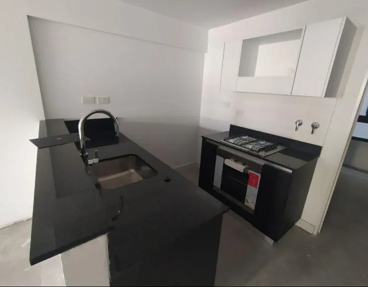 ALQUILA! 2 amb y medio - Fte con balcón - Full amenities 2