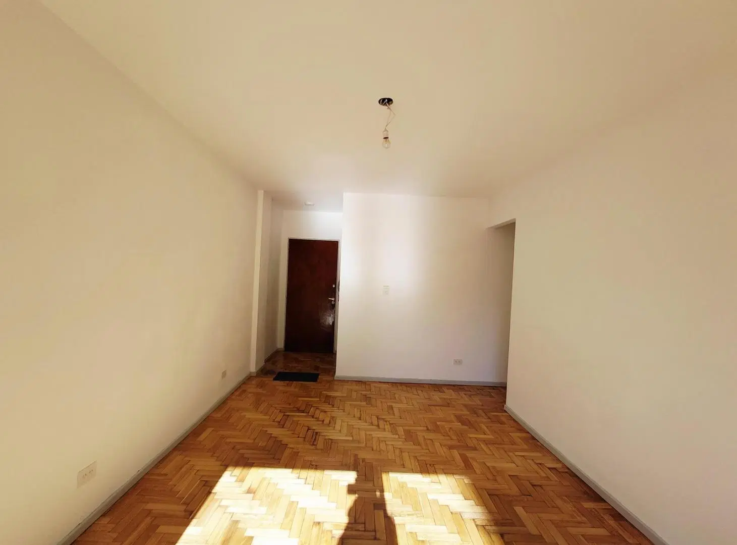 Departamento en alquiler con balcon al fte 3