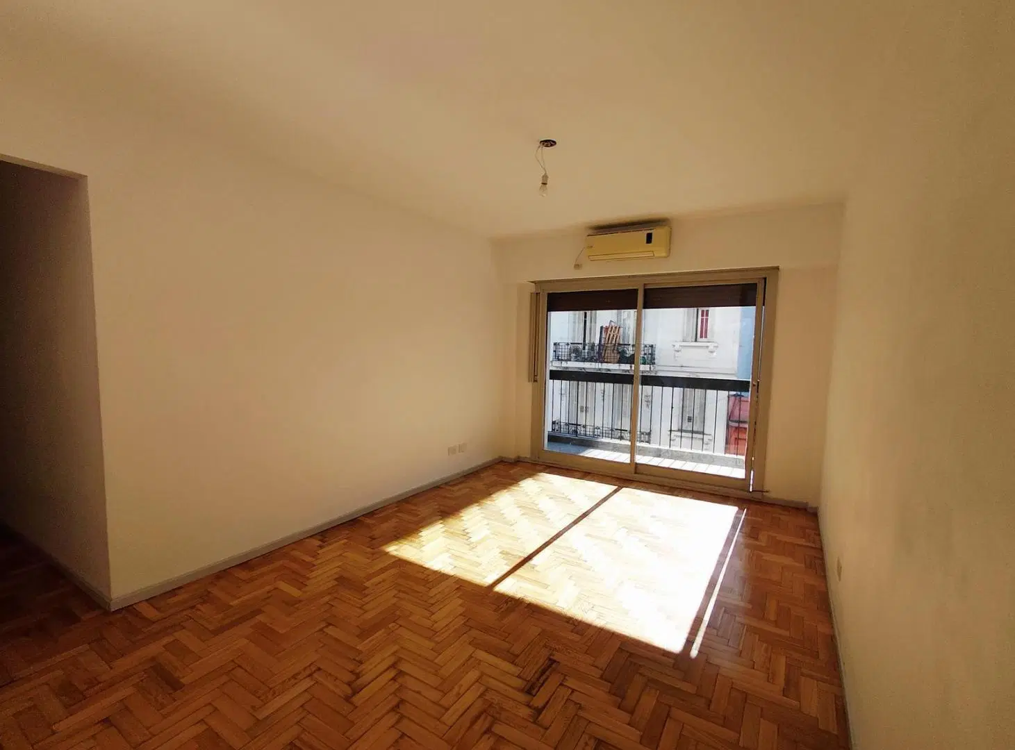 Departamento en alquiler con balcon al fte 1