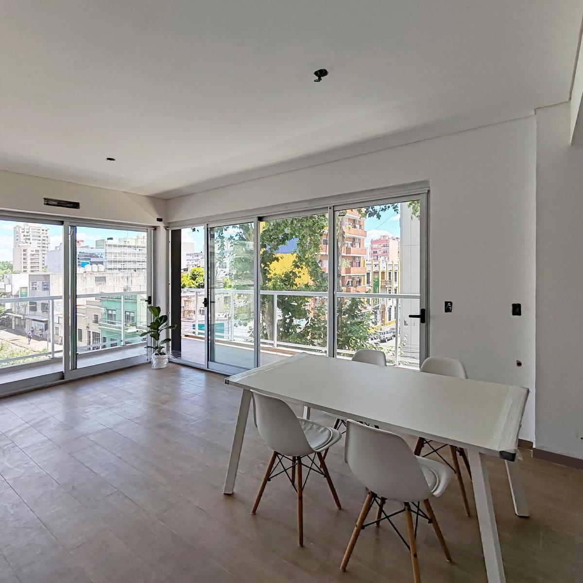 Departamento Tres Ambientes en Venta en San Martín 1