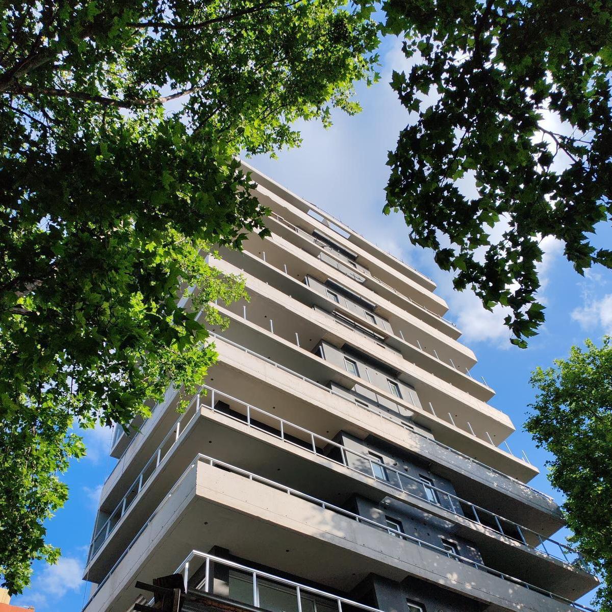 Departamento Tres Ambientes en Venta en San Martín 4