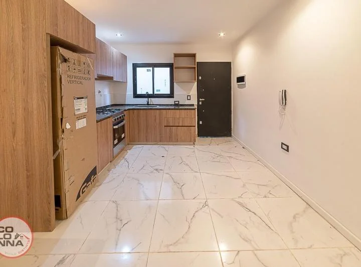 PH Triplex en Venta en Villa Lynch 1