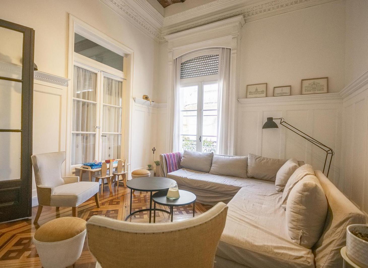 Venta PH tipo casa con 4 dormitorios en Caballito