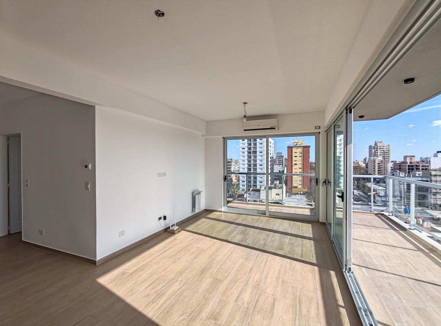 Tres ambientes en venta en San Martín