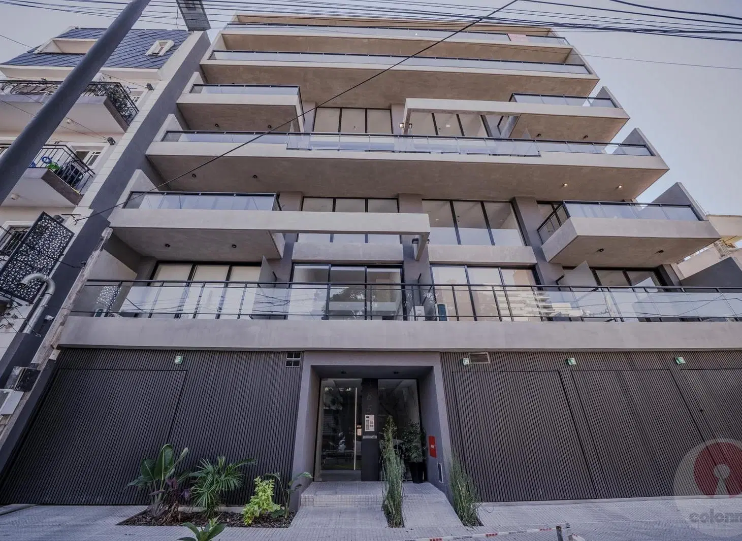 Departamento de dos ambientes luminoso con cochera a estrenar en venta 4