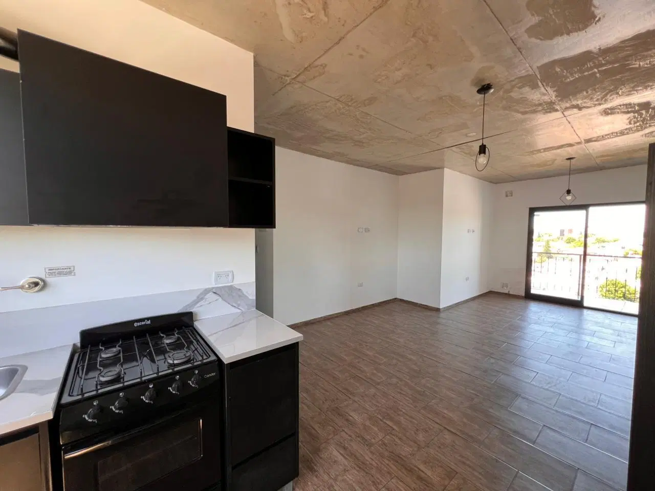 Venta Departamento monoambiente en Santos Lugares 2