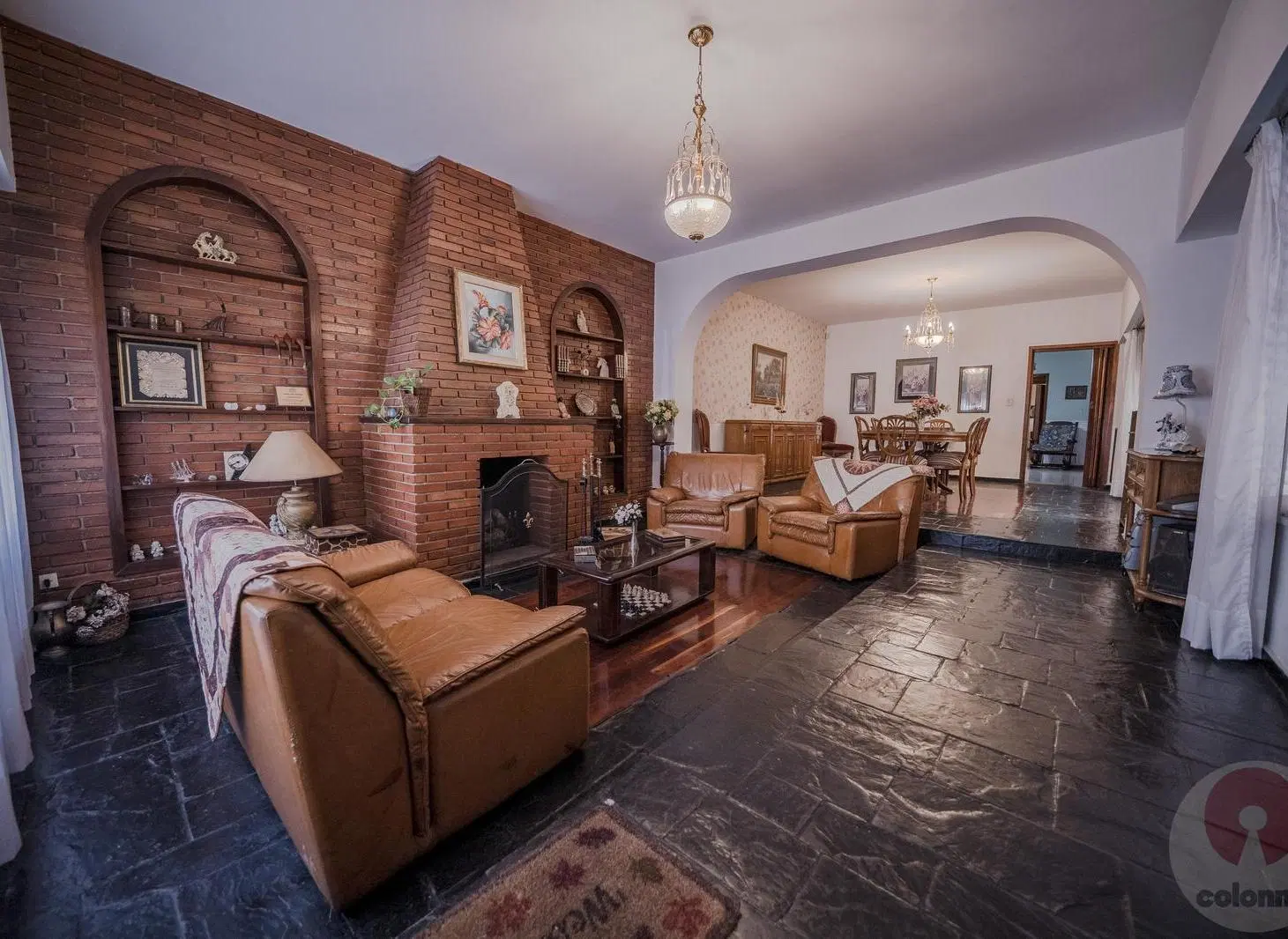 Casa en venta con pileta y quincho 2