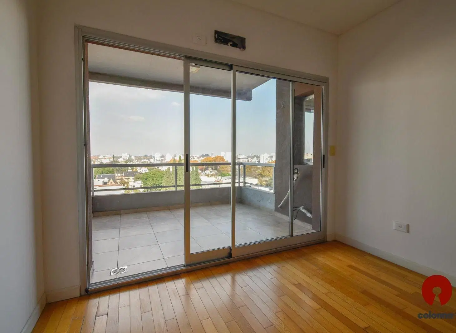 Venta departamento 3 ambientes con cochera y baulera en Villa Urquiza 4