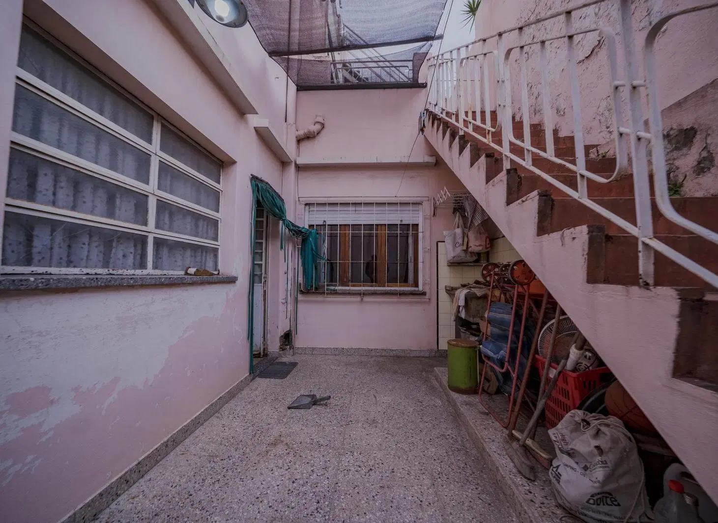 PH de cuatro ambientes con patio, balcón aterrazado y terraza en Villa Saenz Peña 5