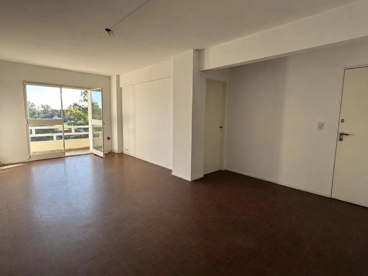 Alquiler Departamento 3 ambientes con balcón y excelente vista- Villa Raffo 5